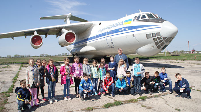 Авіаційний комплекс відновлює проведення екскурсій для школярів Білої Церкви